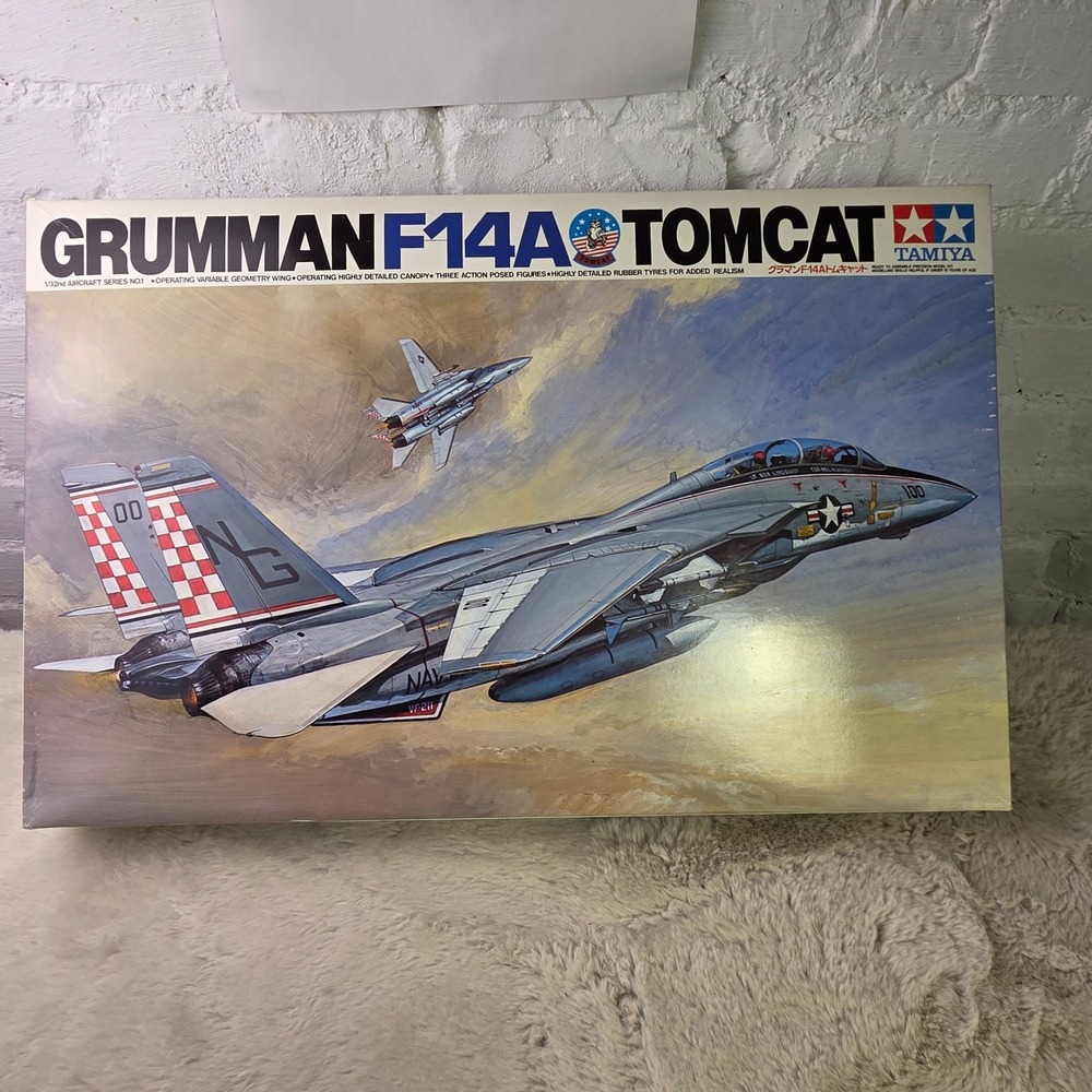 Tamiya Grumman F14A Tomcat 1/32 Model Kit 6301 Open Box Sealed Parts Navy VF84